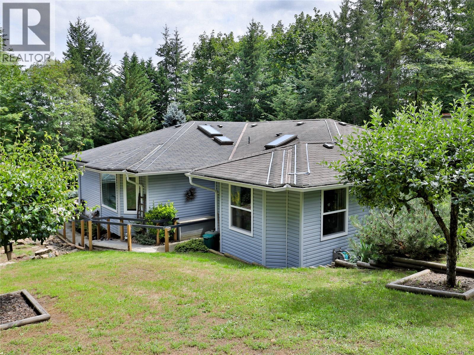 1554 Shaldor Pl, Nanaimo