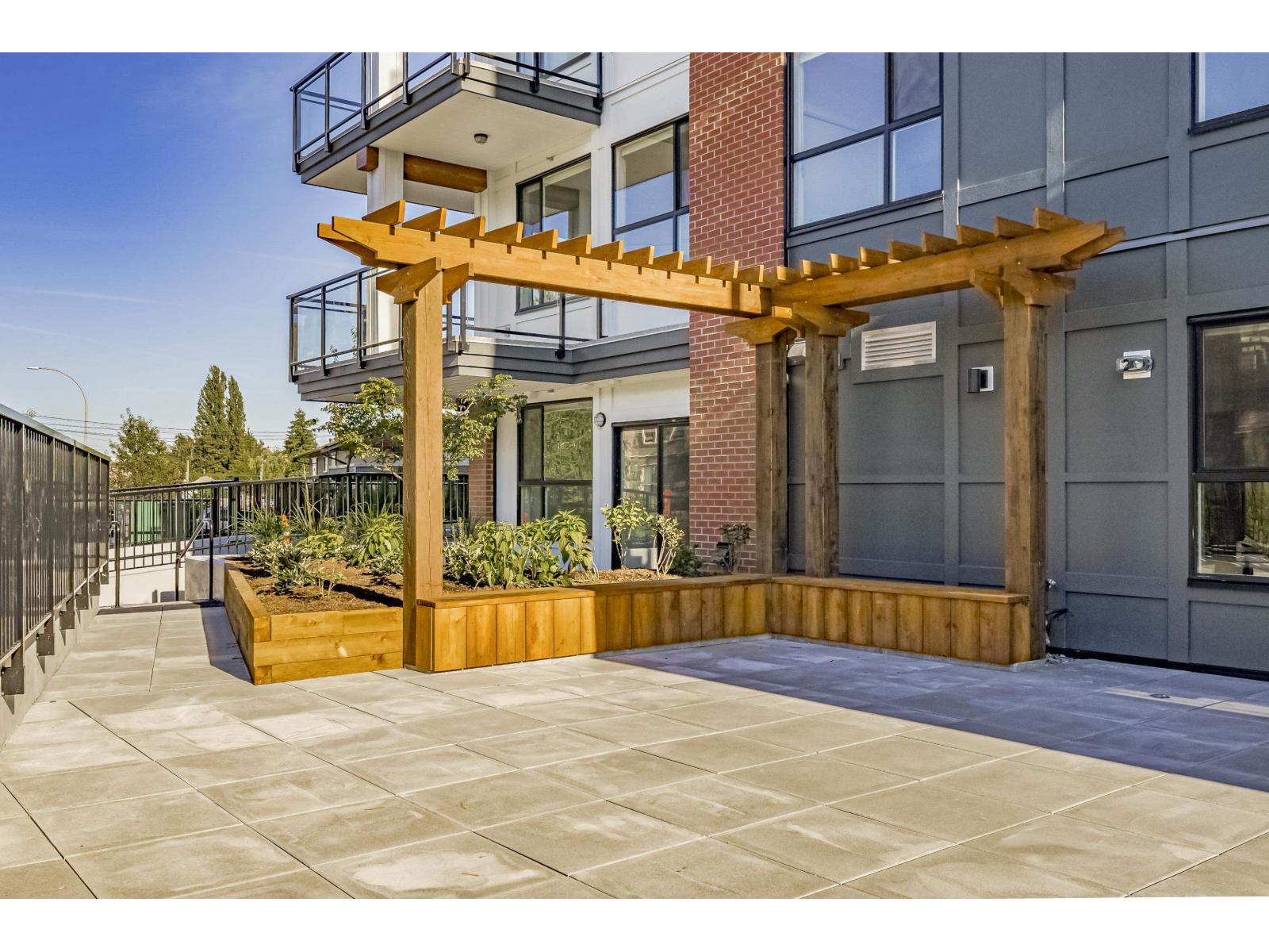 106 5504 BRYDON CRESCENT, Langley