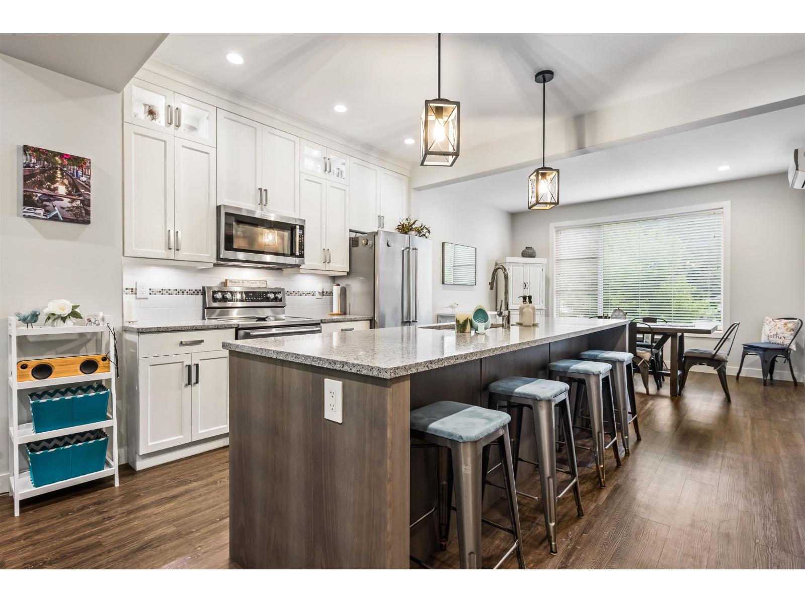 26 520 HOT SPRINGS ROAD, Harrison Hot Springs, Harrison Hot Springs
