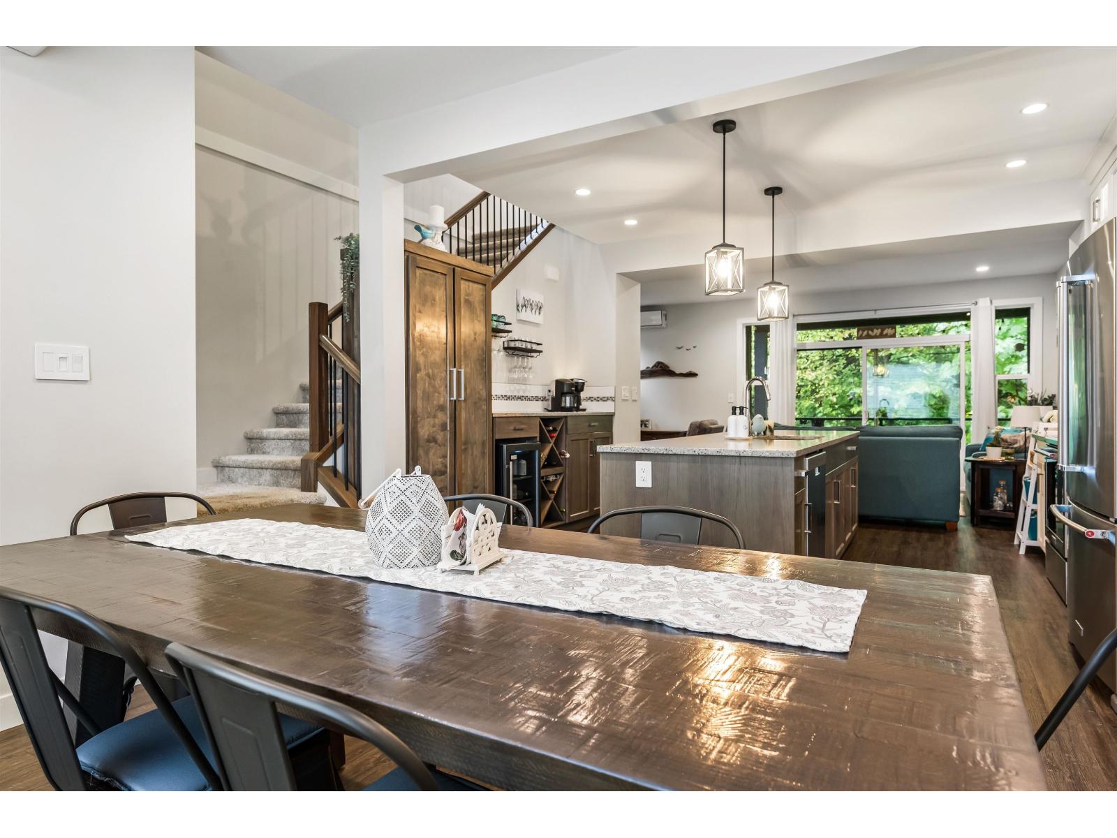 26 520 HOT SPRINGS ROAD, Harrison Hot Springs, Harrison Hot Springs