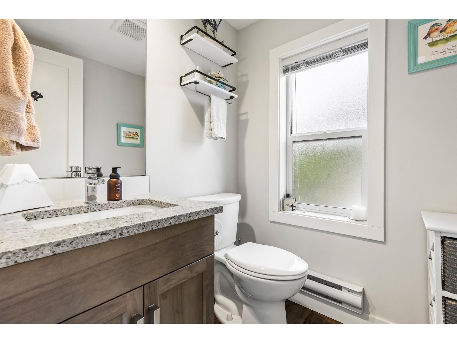 26 520 HOT SPRINGS ROAD, Harrison Hot Springs, Harrison Hot Springs