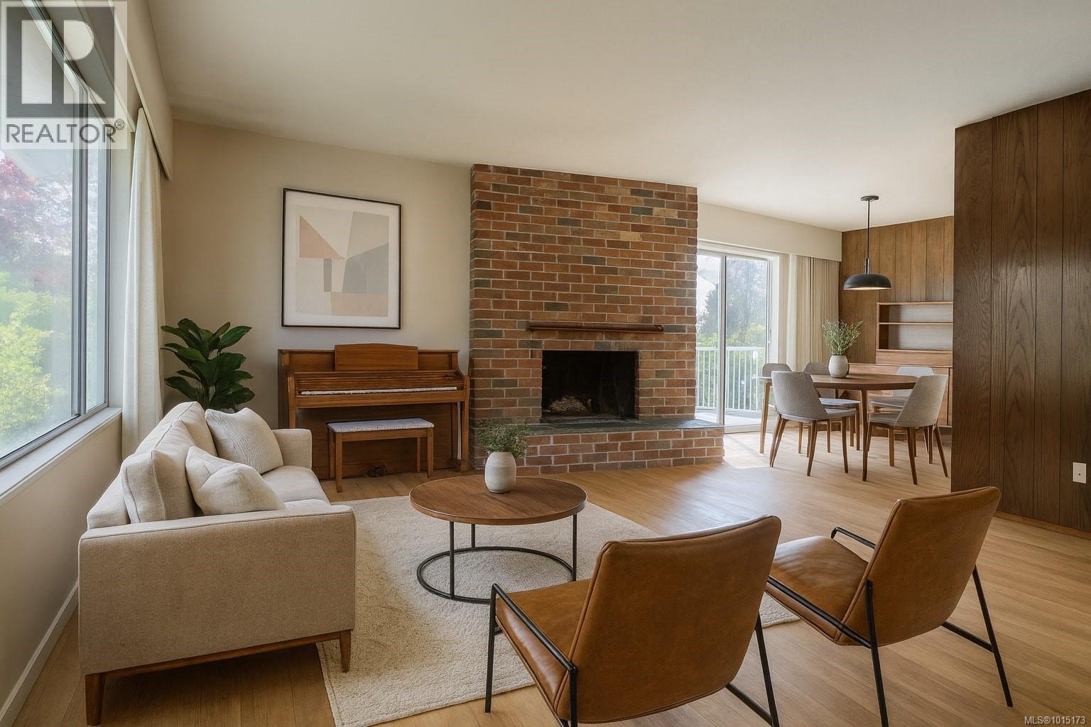  1805 Fairburn Drive, Saanich