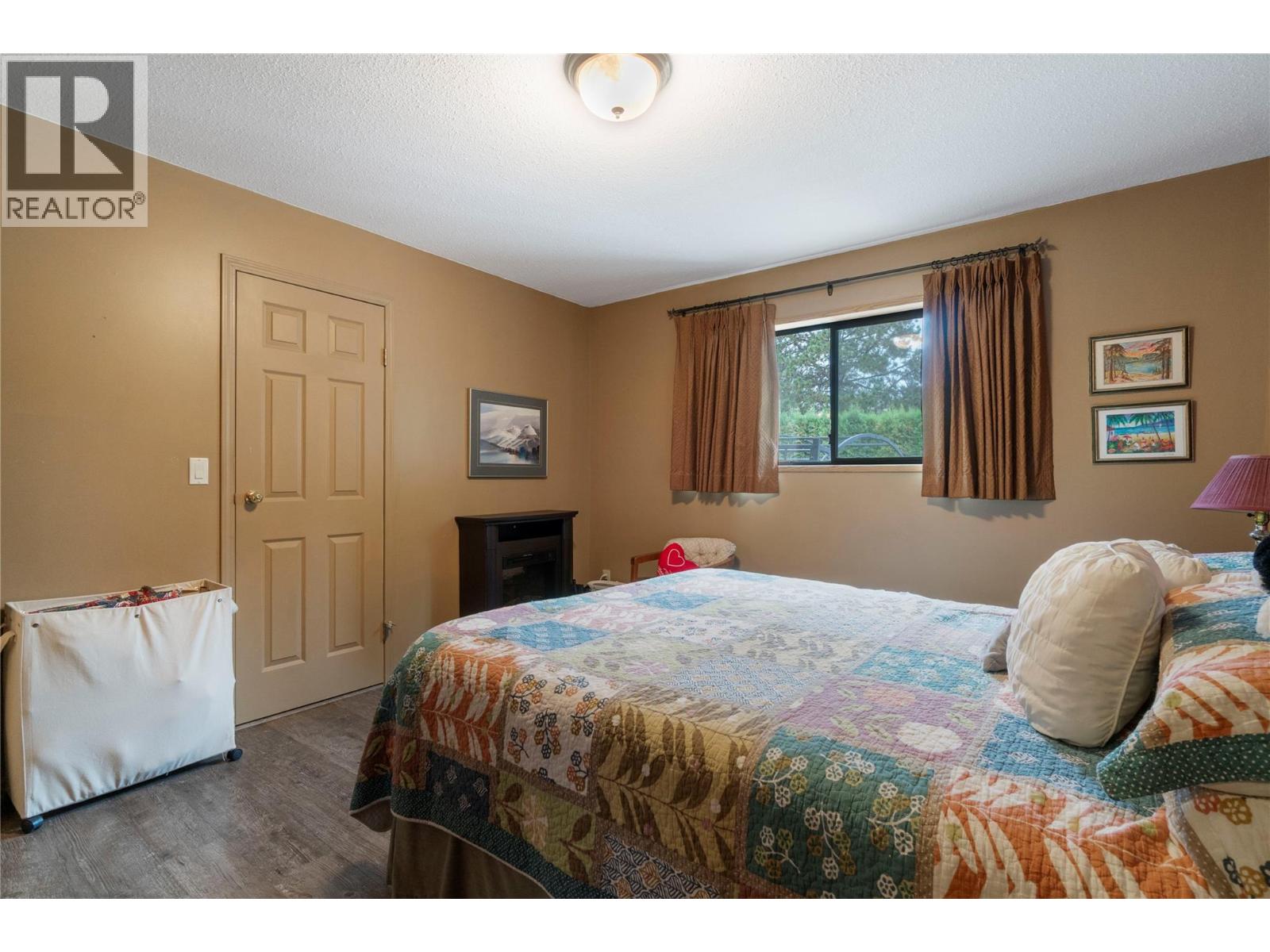 131 15 Street NE, Salmon Arm