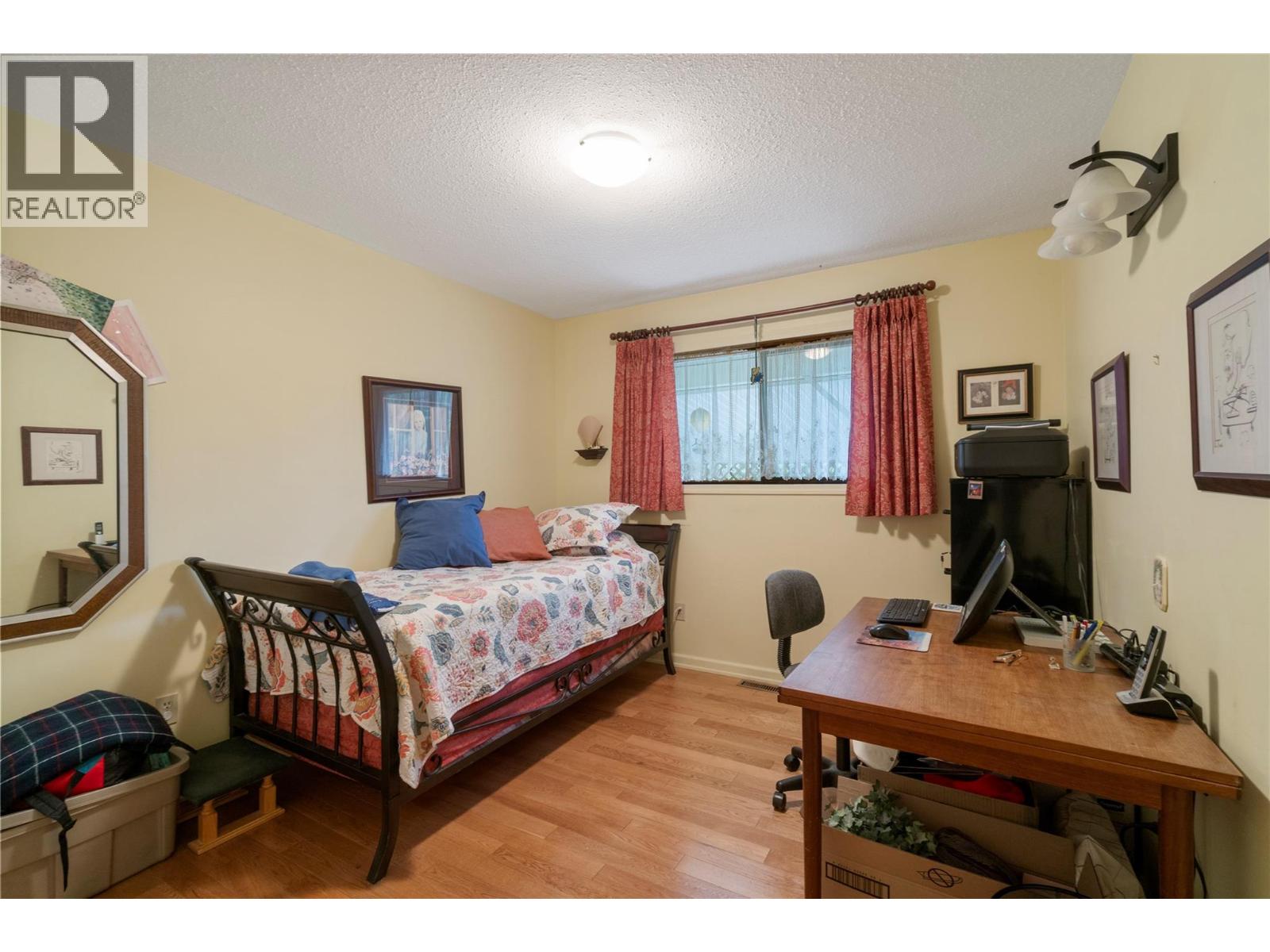 131 15 Street NE, Salmon Arm