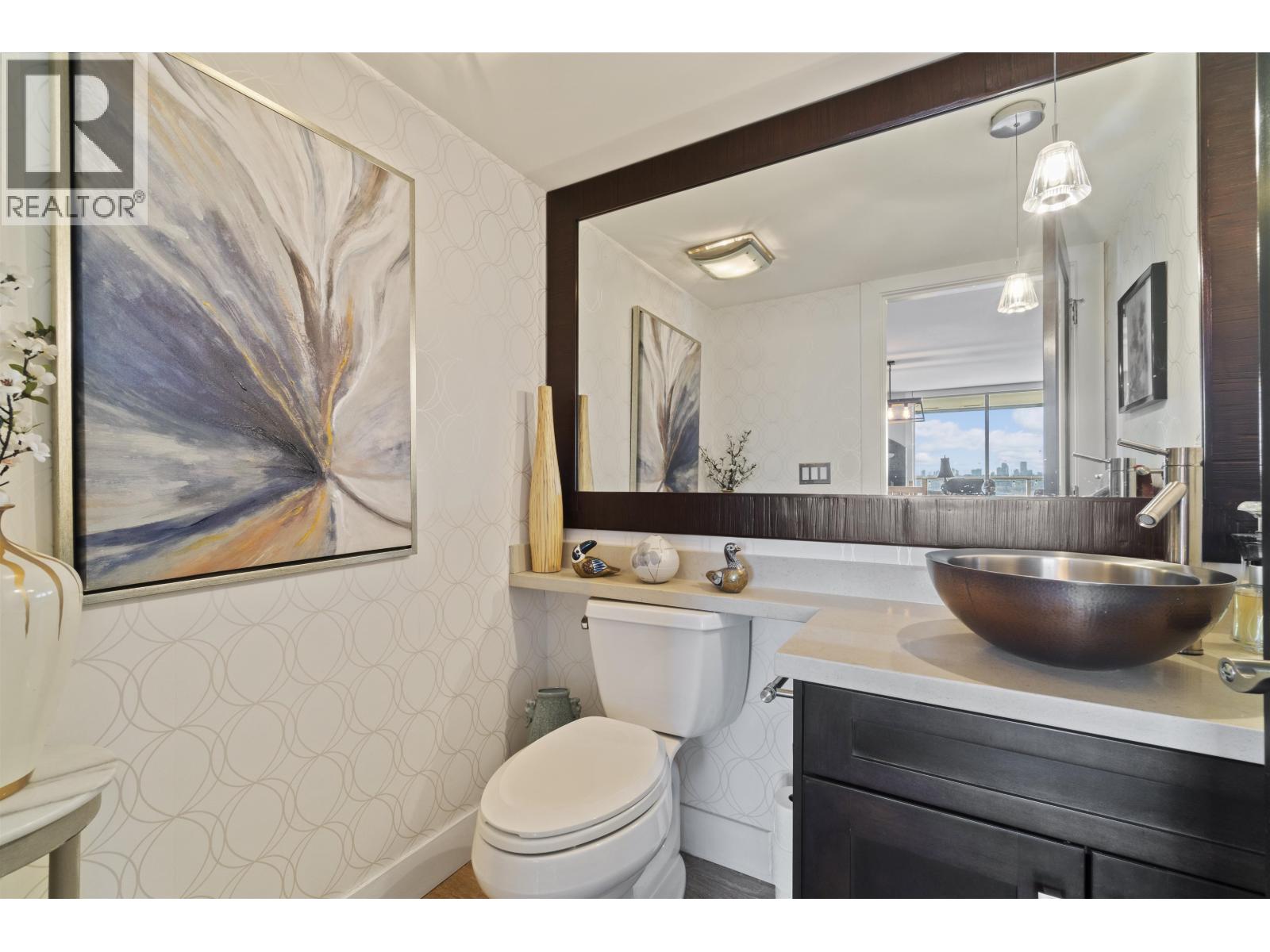 1901 1250 QUAYSIDE DRIVE, New Westminster