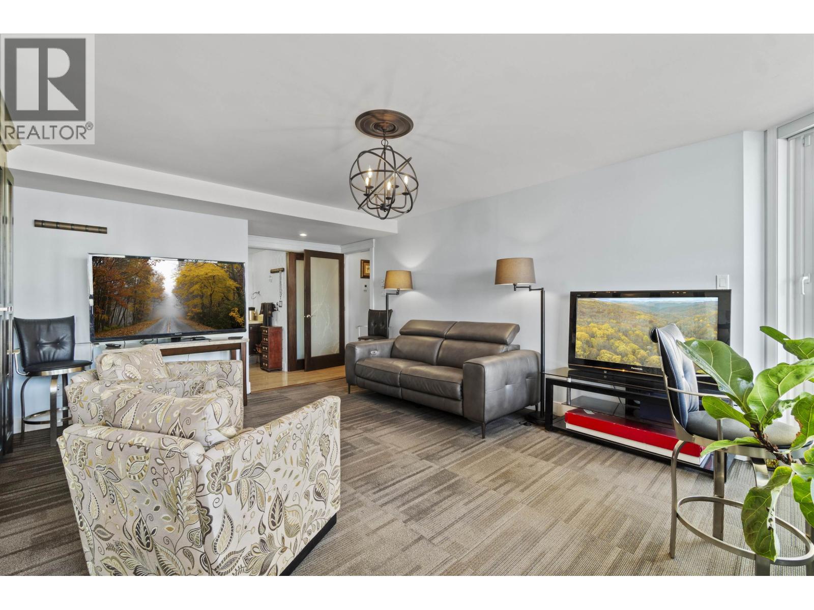 1901 1250 QUAYSIDE DRIVE, New Westminster