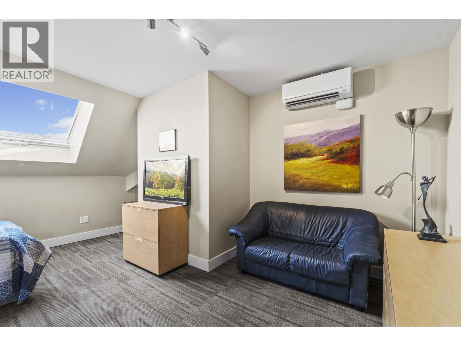 1901 1250 QUAYSIDE DRIVE, New Westminster