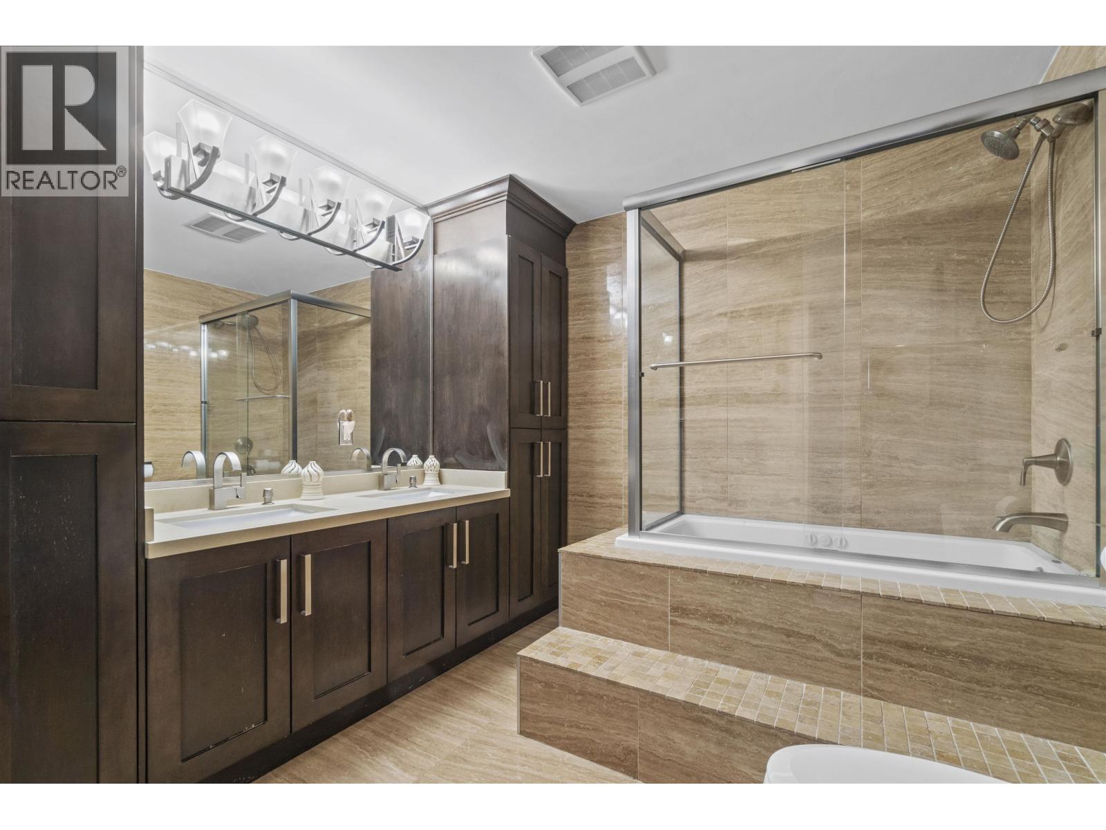 1901 1250 QUAYSIDE DRIVE, New Westminster