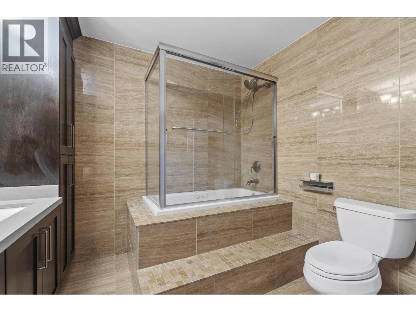 1901 1250 QUAYSIDE DRIVE, New Westminster