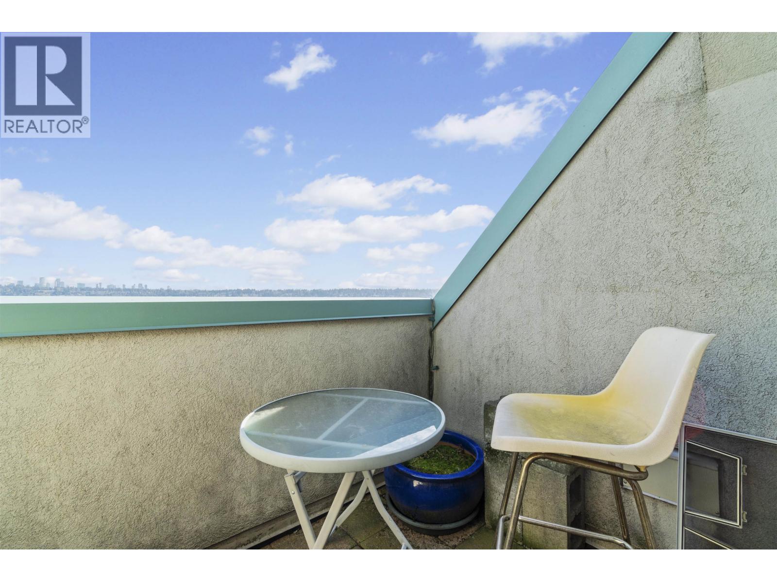 1901 1250 QUAYSIDE DRIVE, New Westminster