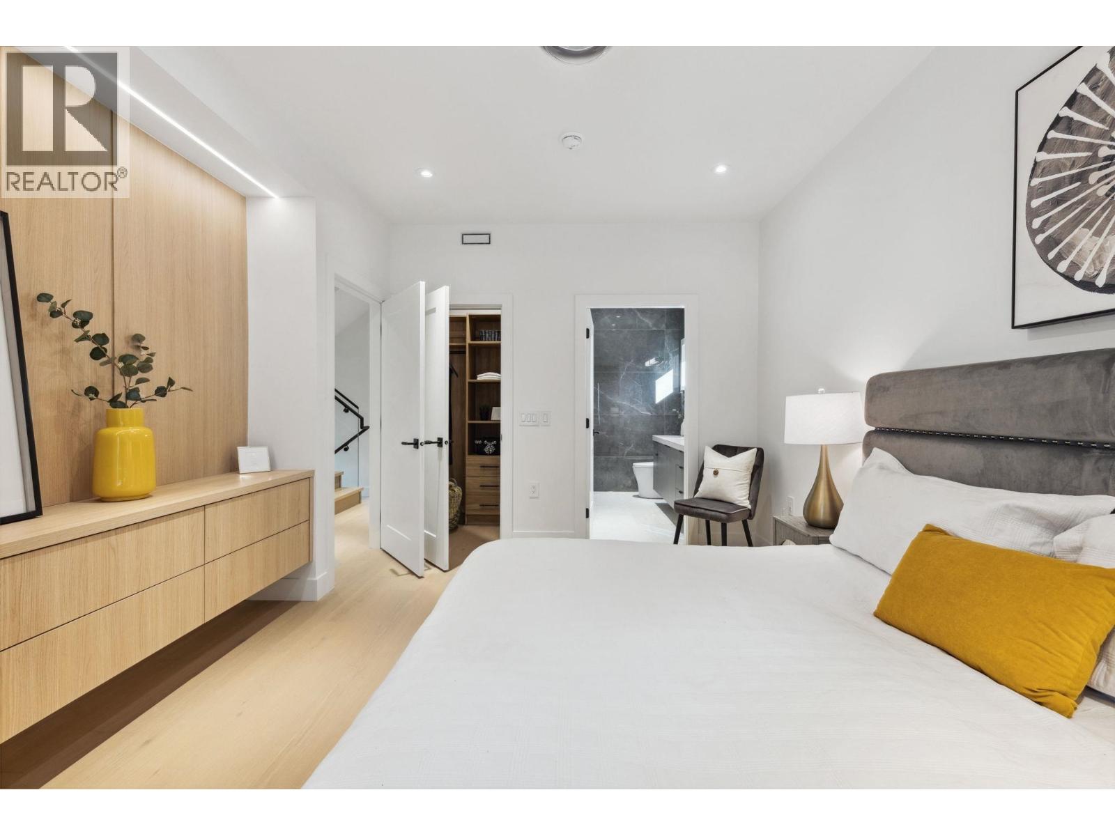 1 3081 WEST 14TH AVENUE, Vancouver