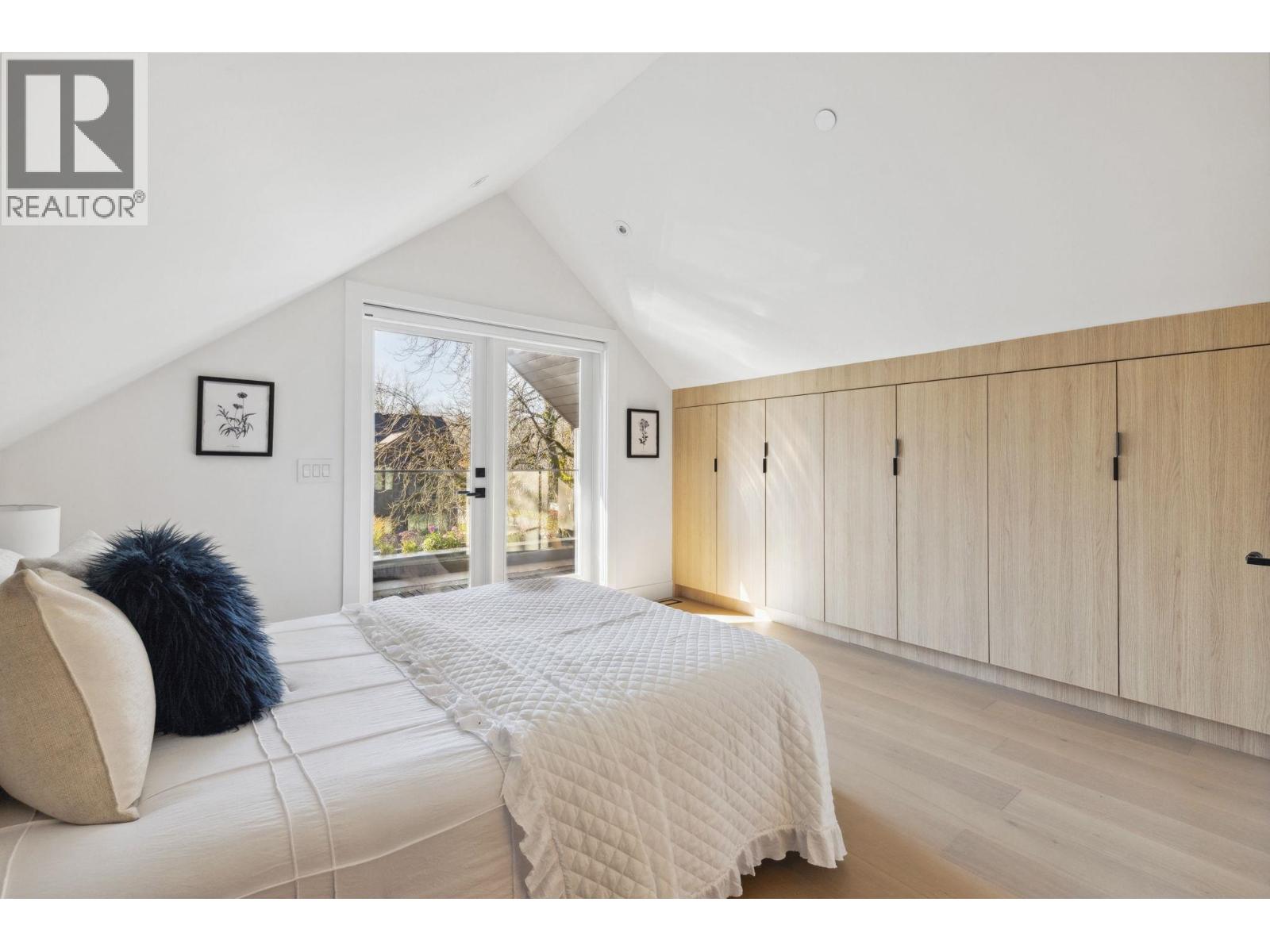 1 3081 WEST 14TH AVENUE, Vancouver