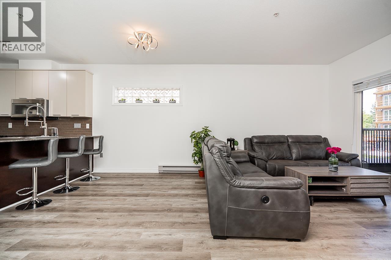 213 2478 WELCHER AVENUE, Port Coquitlam