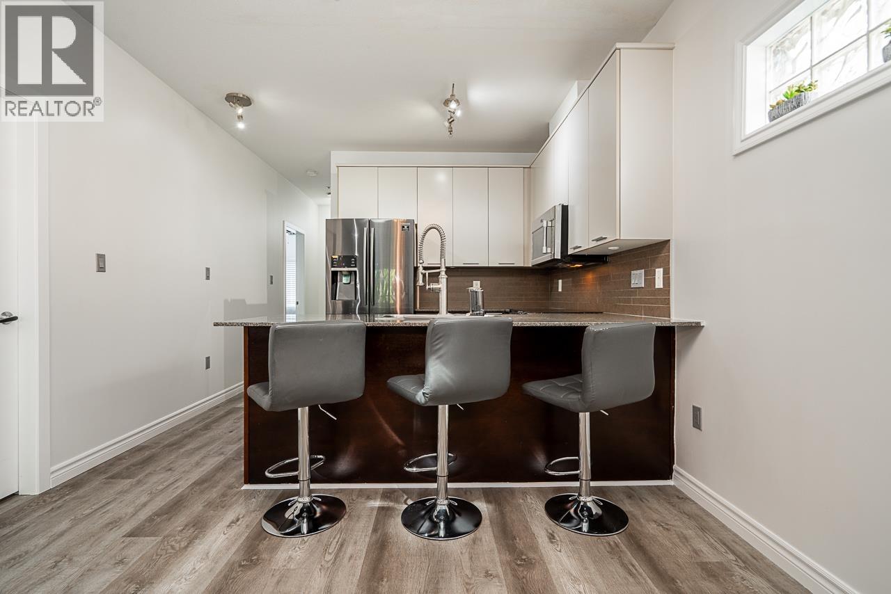 213 2478 WELCHER AVENUE, Port Coquitlam
