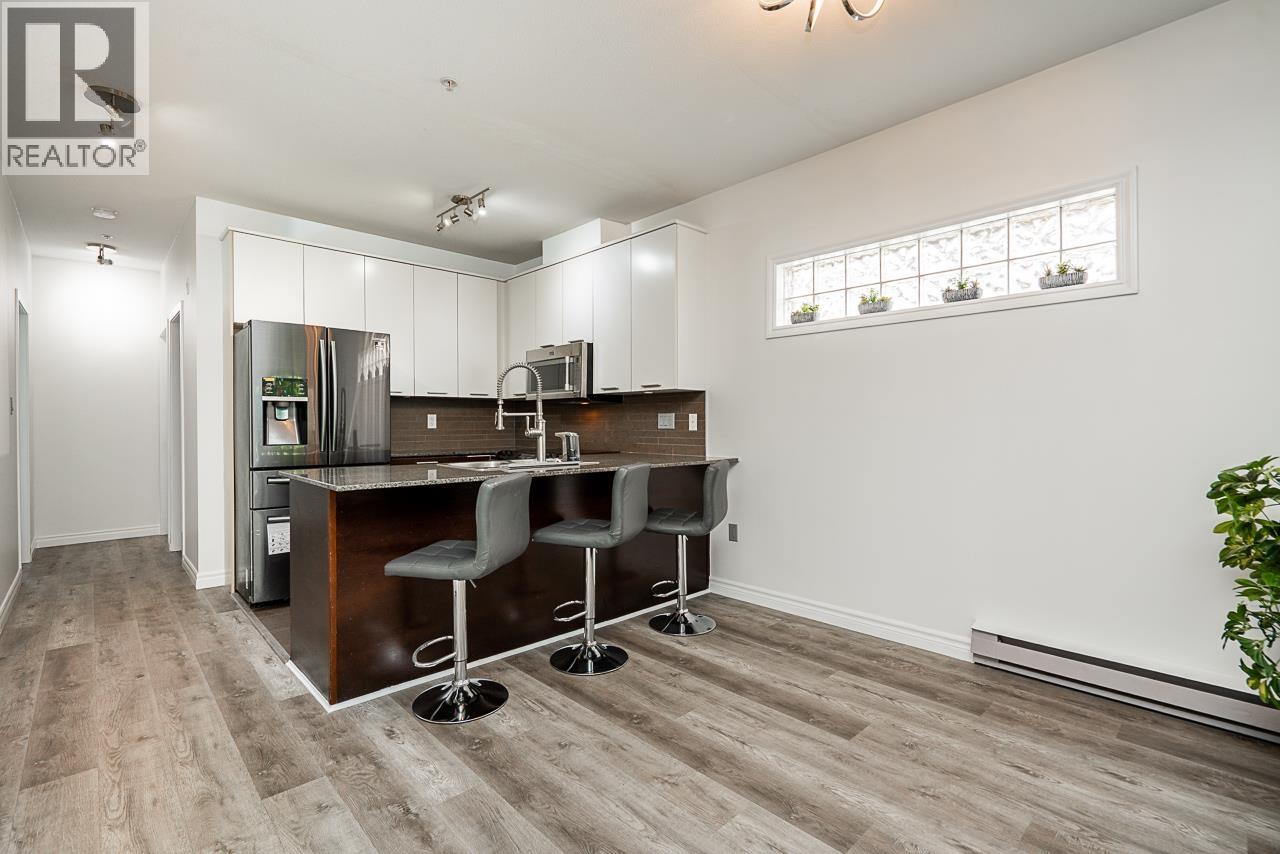 213 2478 WELCHER AVENUE, Port Coquitlam