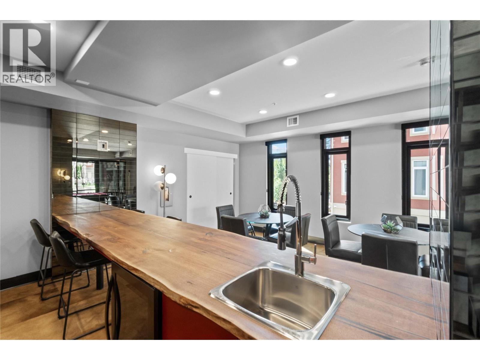529 Truswell Road Unit# 301, Kelowna