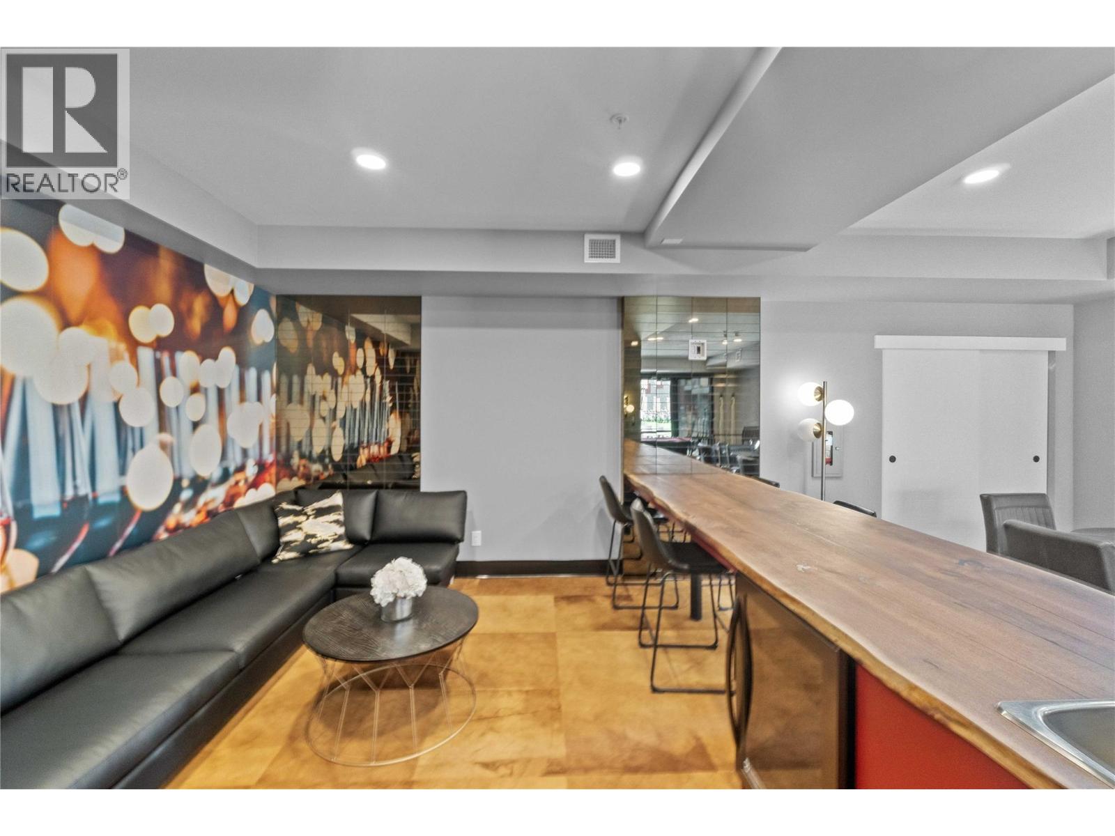 529 Truswell Road Unit# 301, Kelowna