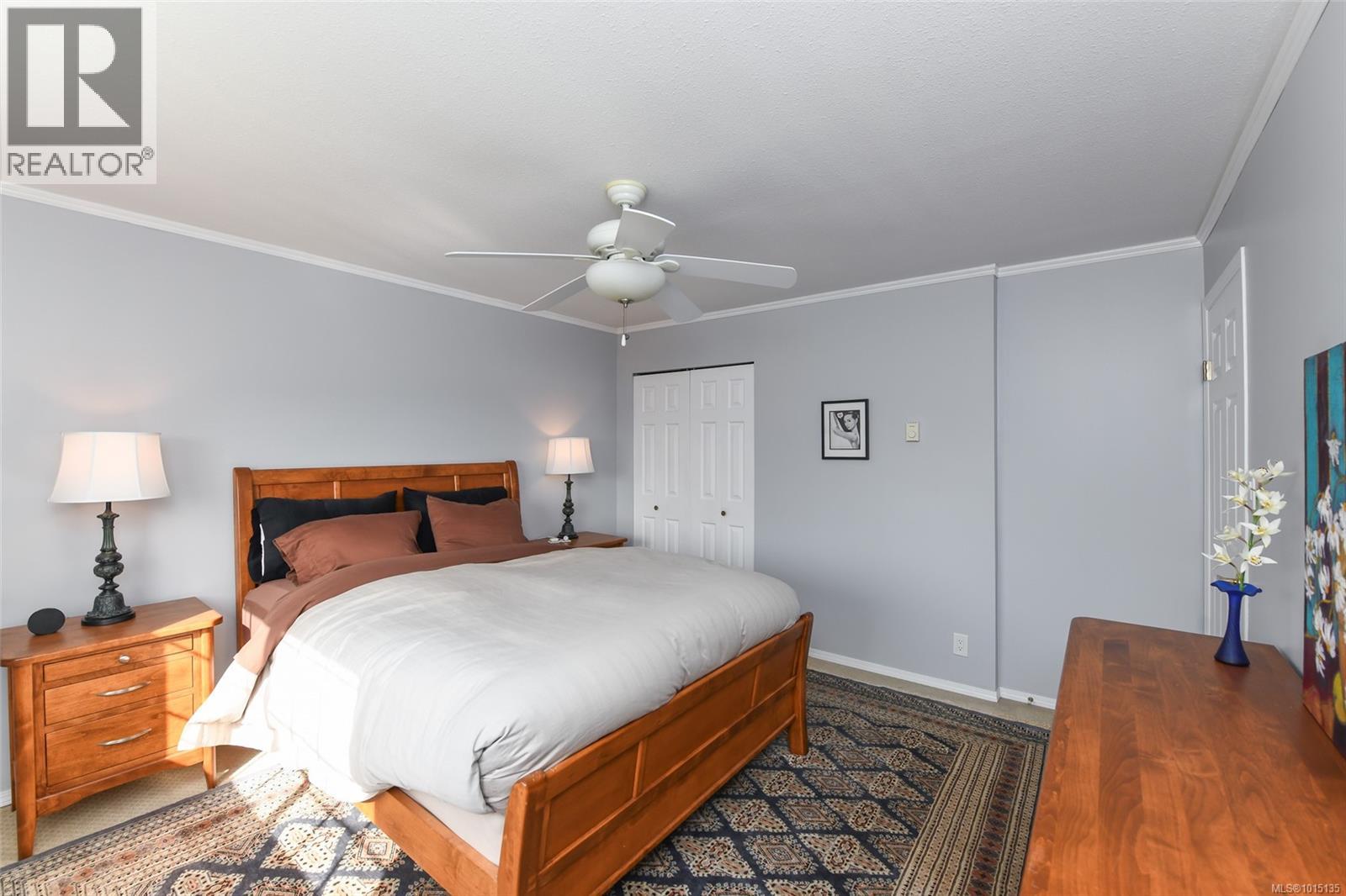 12 2200 Manor Dr, Comox