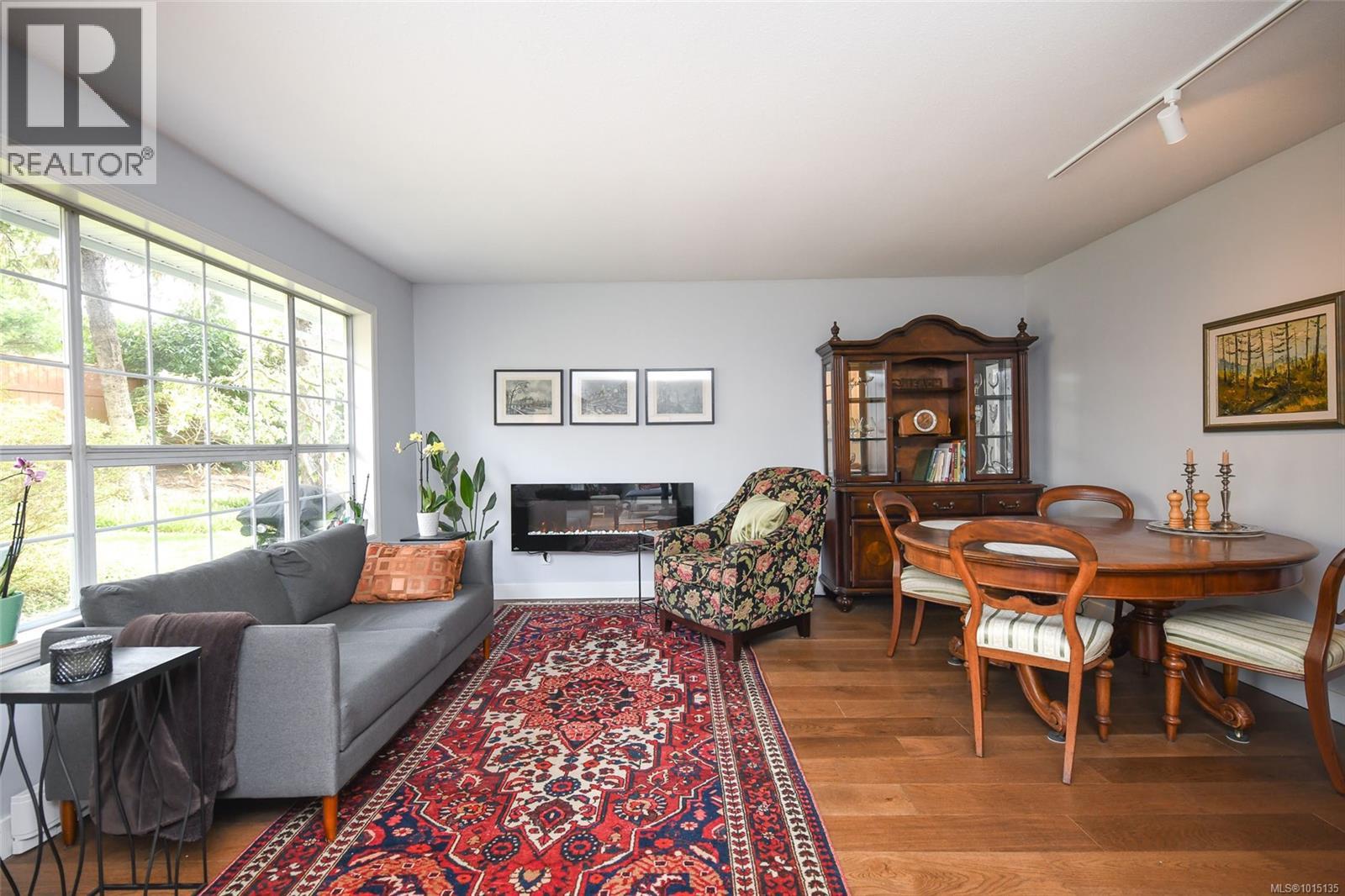 12 2200 Manor Dr, Comox