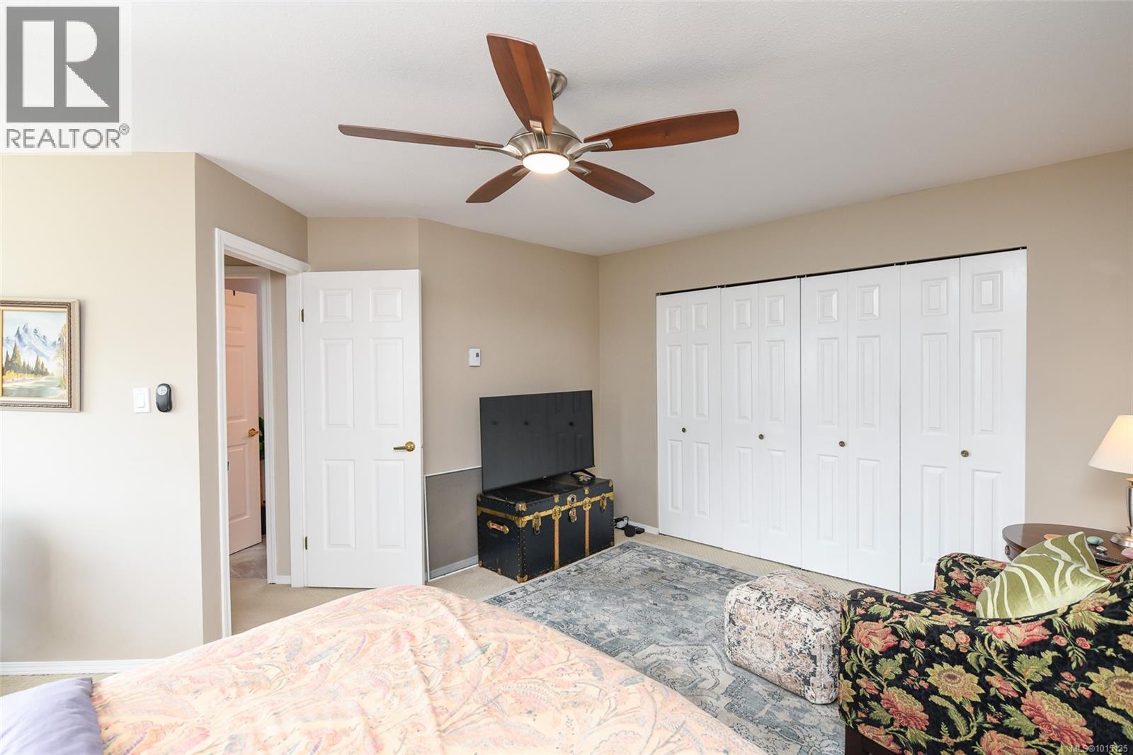 12 2200 Manor Dr, Comox