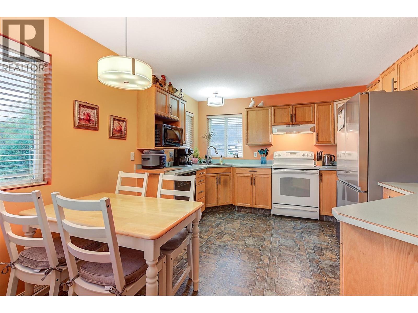  213 Drysdale Boulevard, Kelowna