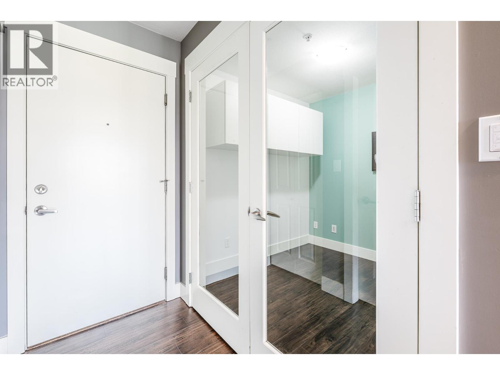 521 1211 VILLAGE GREEN WAY, Squamish