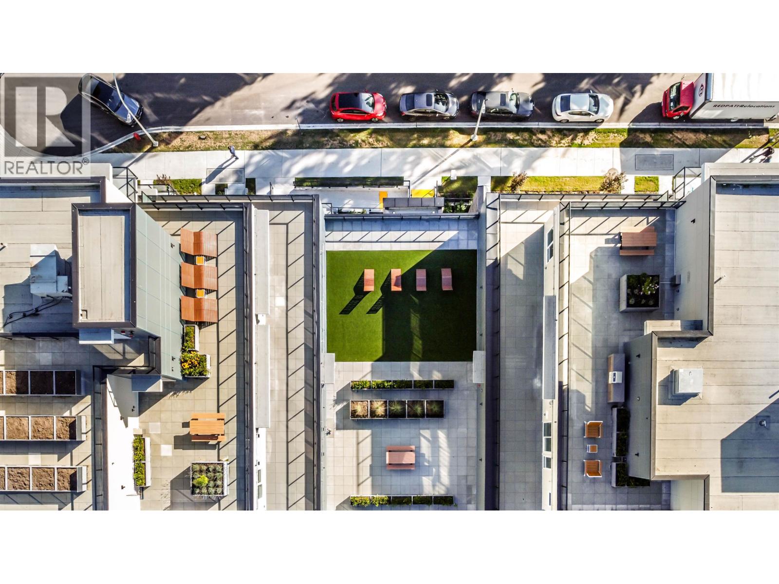 604 2002 ST. GEORGE STREET, Port Moody