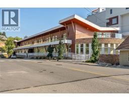 101 13417 Lakeshore Drive South, Summerland
