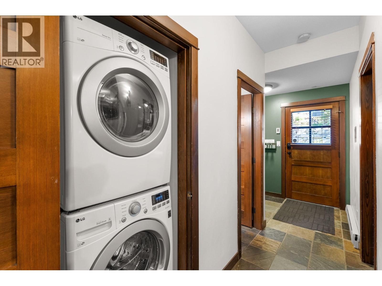 5005 VALLEY Drive Unit# 3, Kamloops