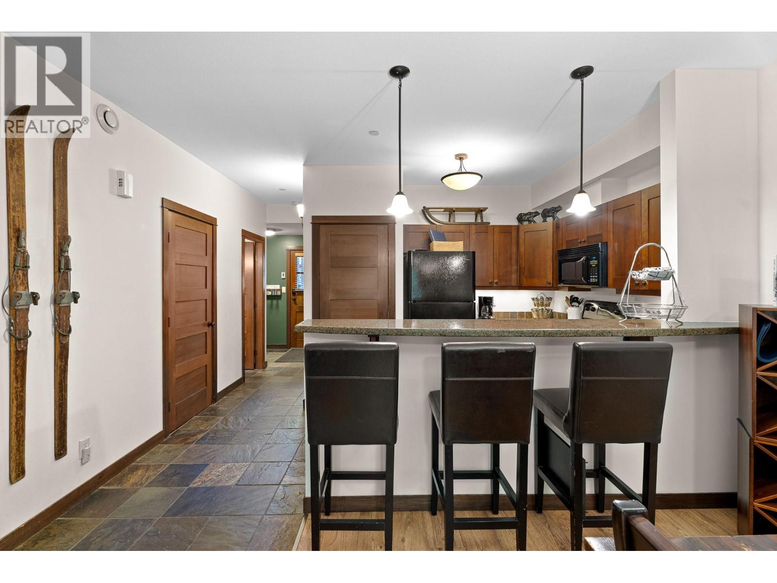 5005 VALLEY Drive Unit# 3, Kamloops