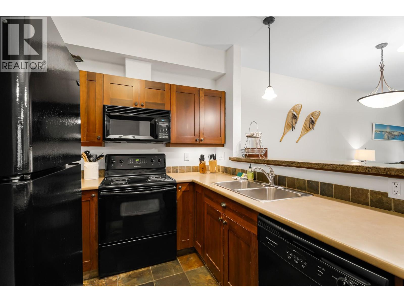 5005 VALLEY Drive Unit# 3, Kamloops