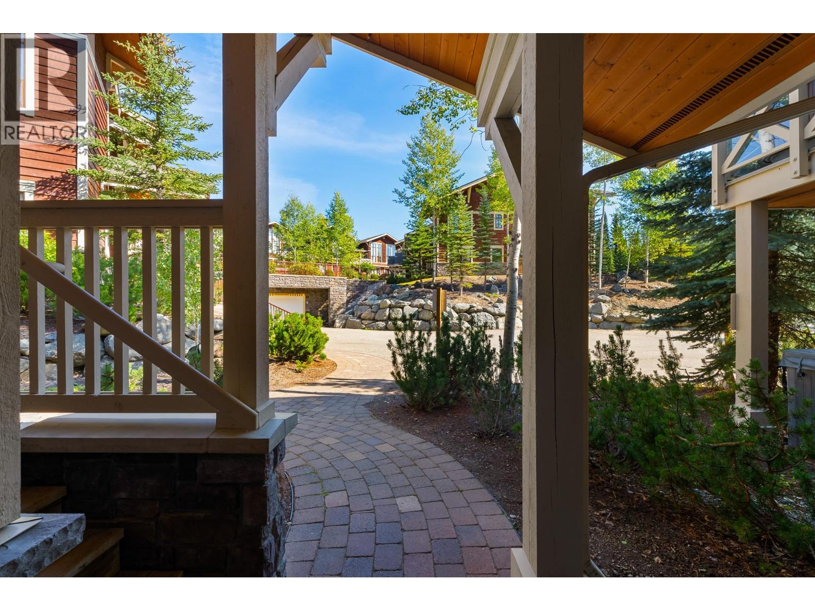 5005 VALLEY Drive Unit# 3, Kamloops