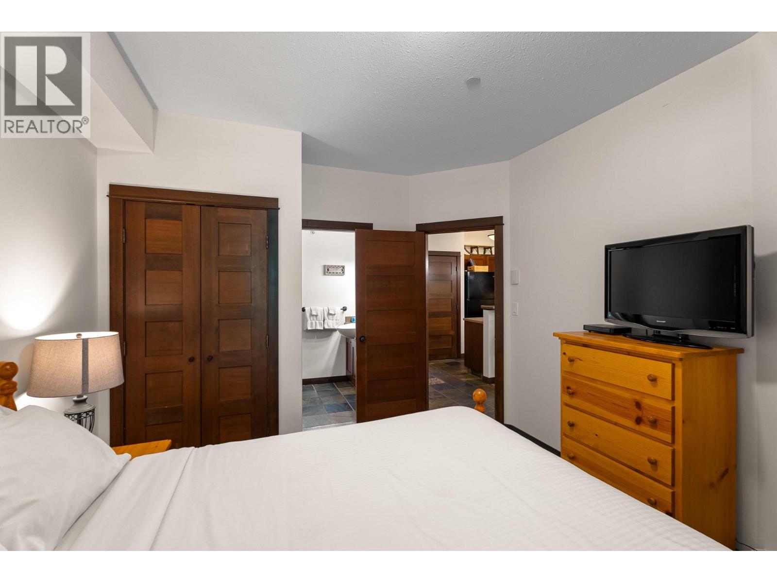 5005 VALLEY Drive Unit# 3, Kamloops