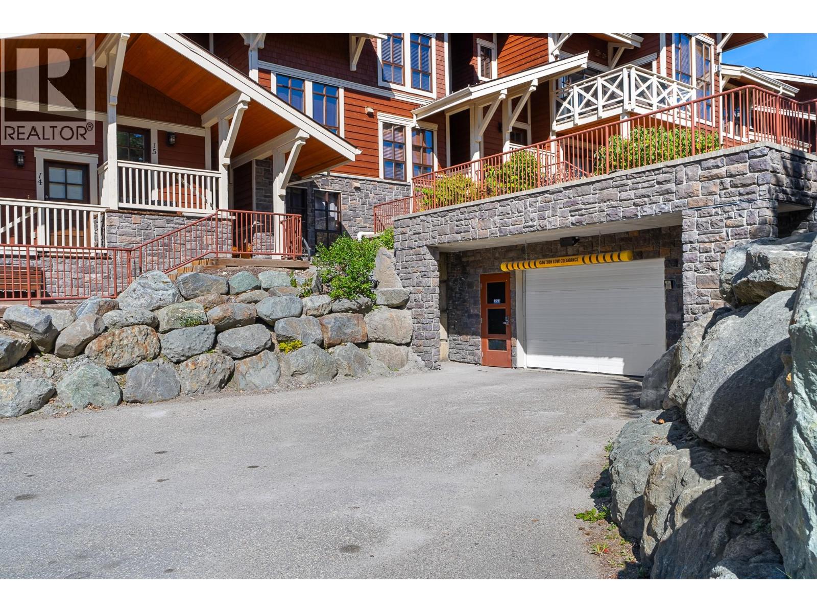 5005 VALLEY Drive Unit# 3, Kamloops