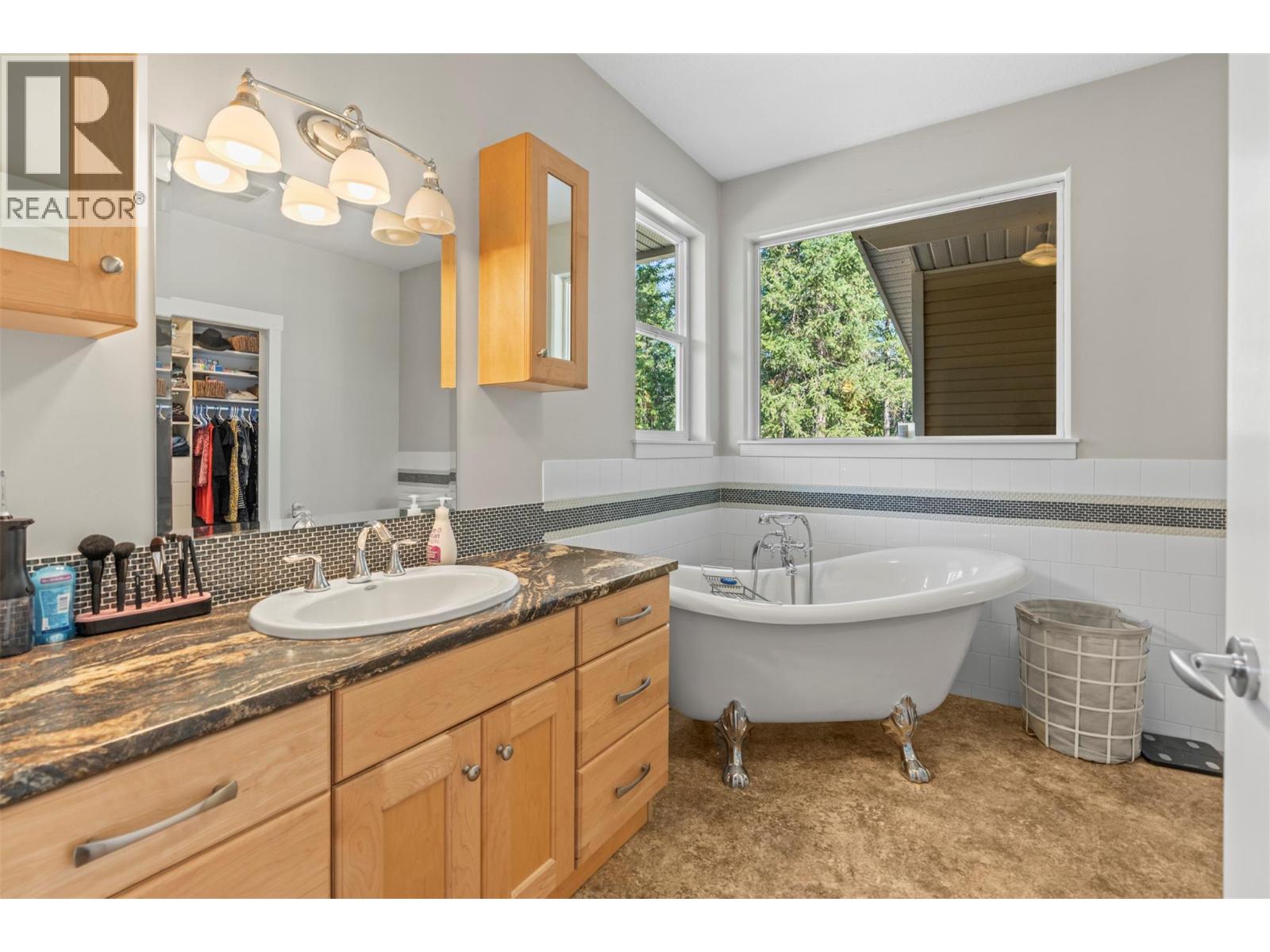 1951 Wolfgang Road, Armstrong