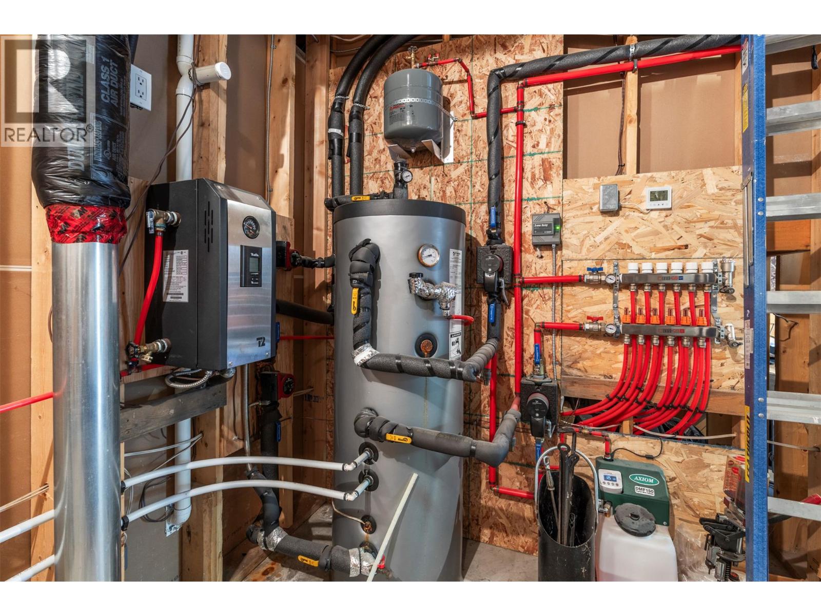 1951 Wolfgang Road, Armstrong