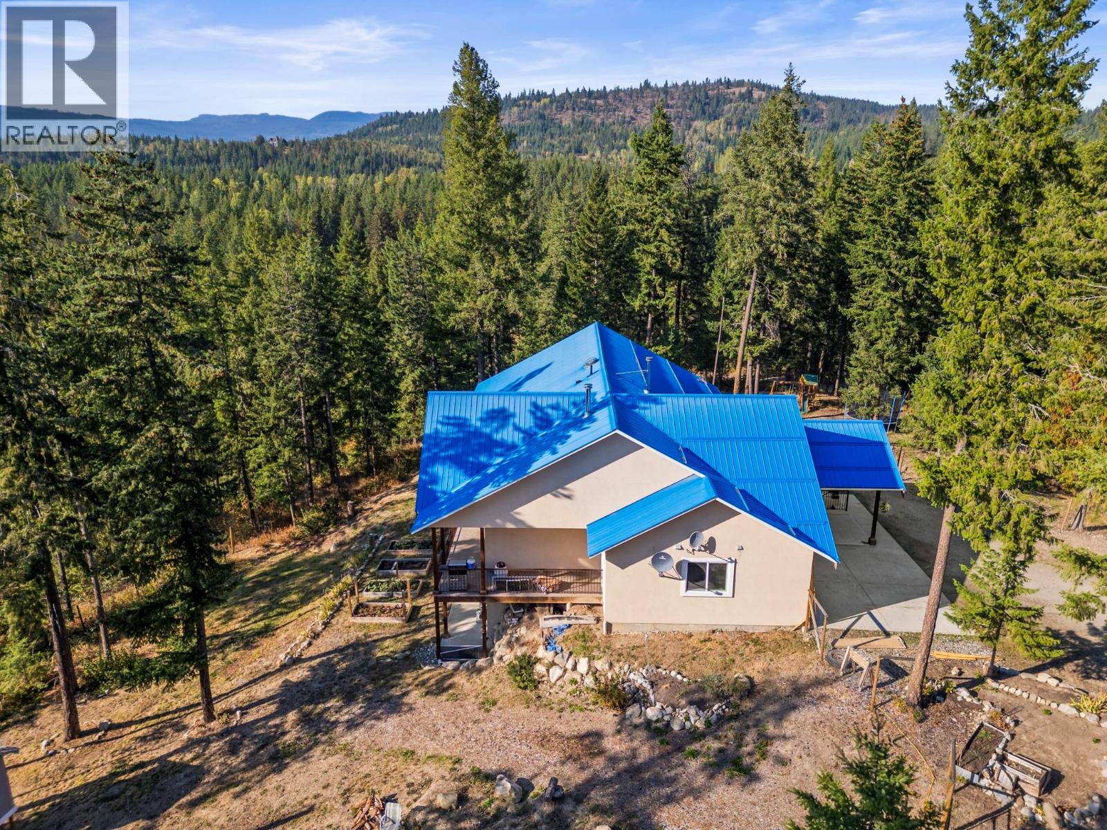 1951 Wolfgang Road, Armstrong