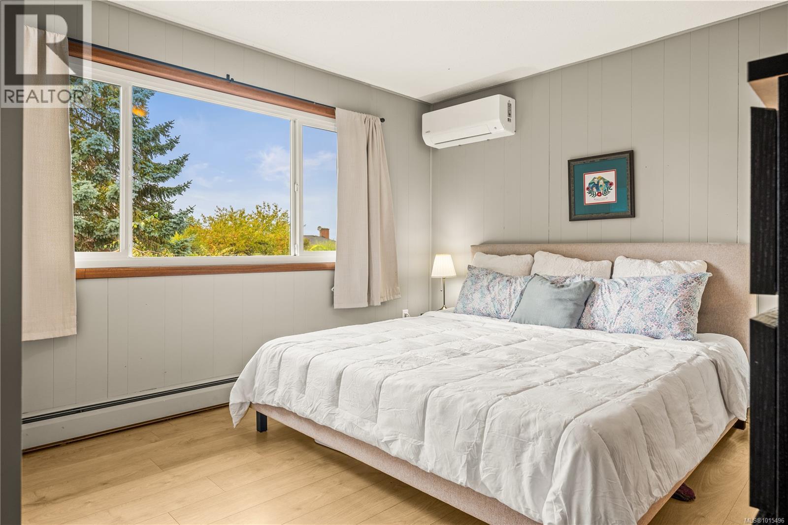 345 Howard Ave, Nanaimo