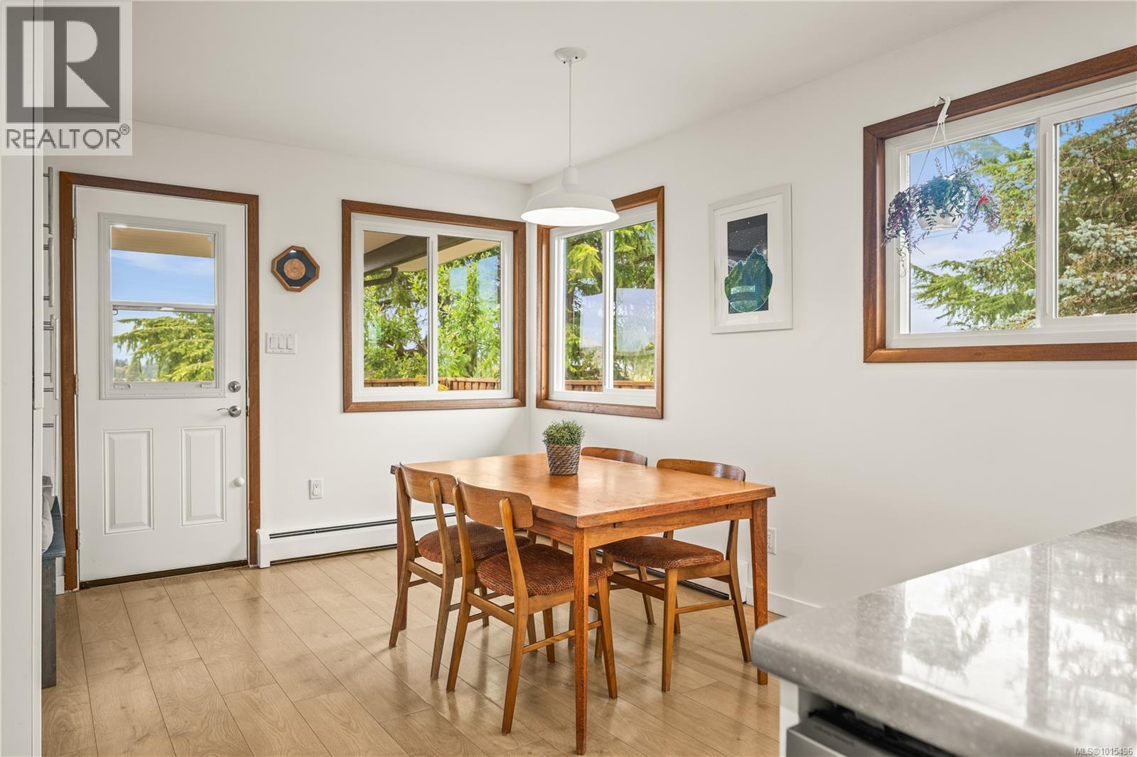 345 Howard Ave, Nanaimo