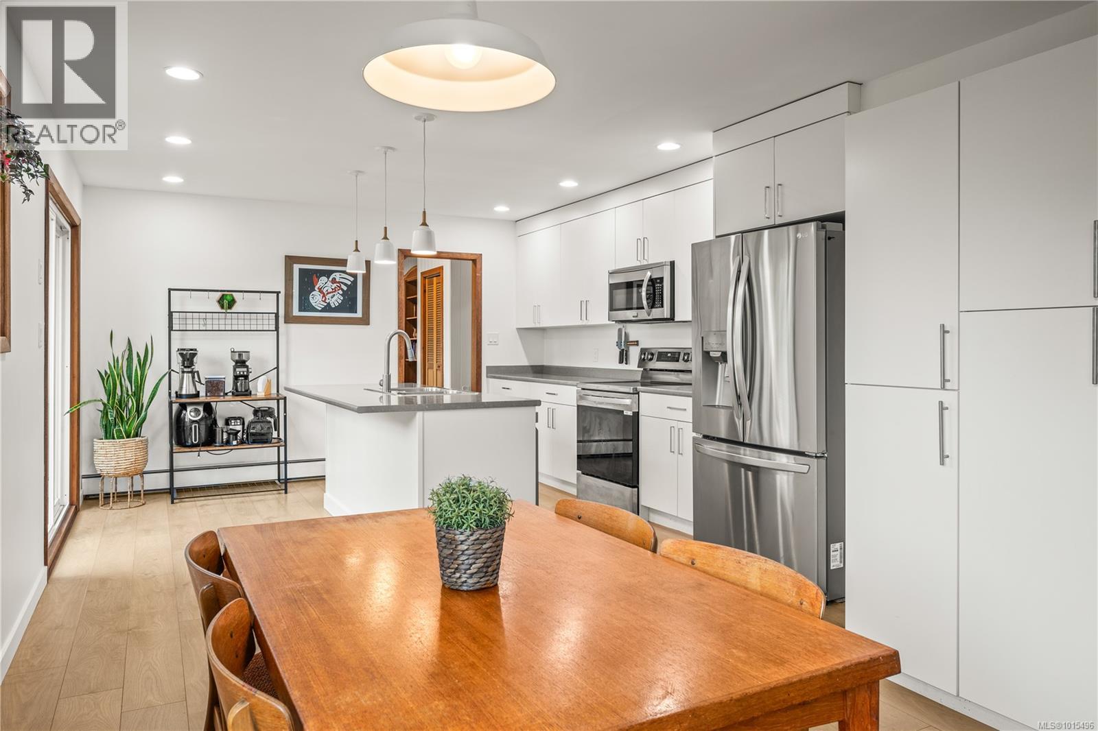 345 Howard Ave, Nanaimo