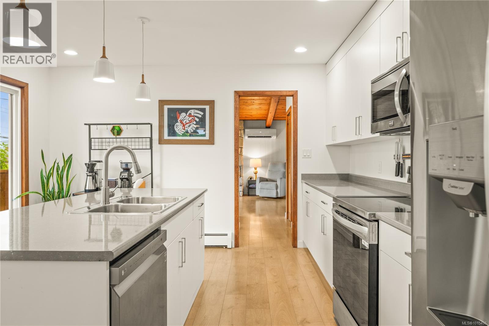 345 Howard Ave, Nanaimo