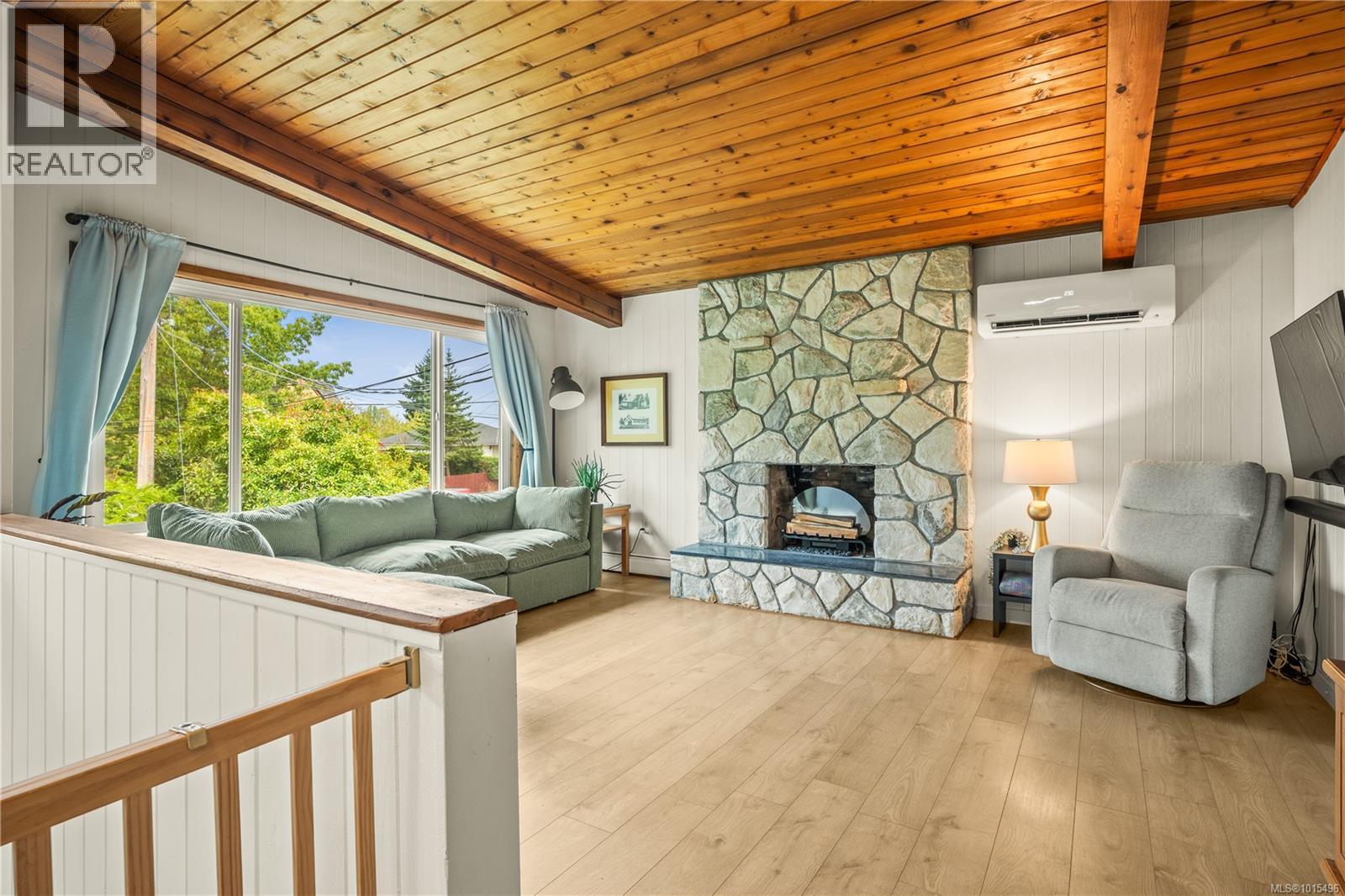 345 Howard Ave, Nanaimo