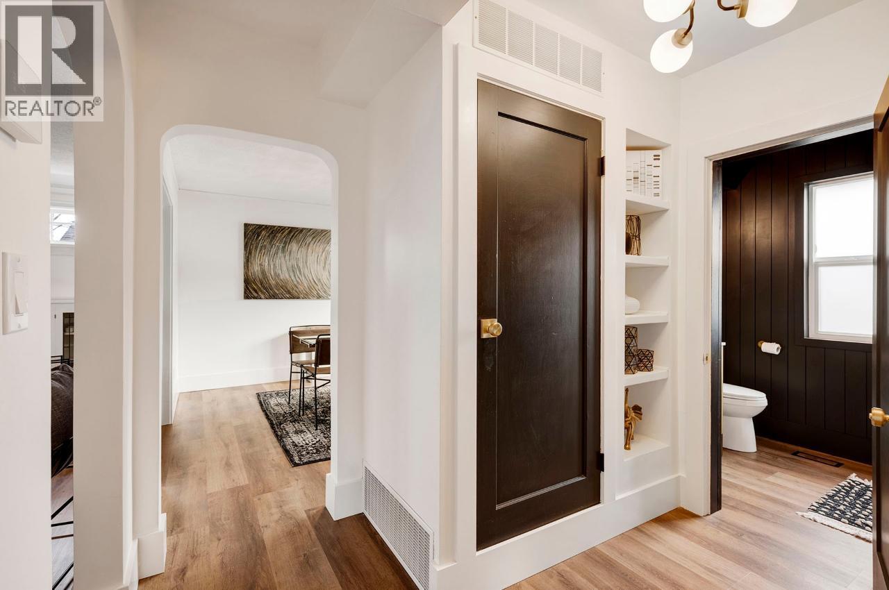 707 NICOLA STREET - 22