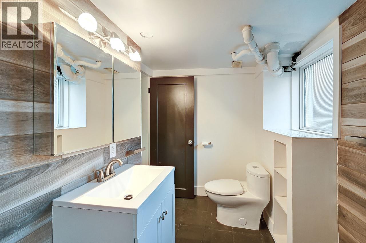 707 NICOLA STREET - 55