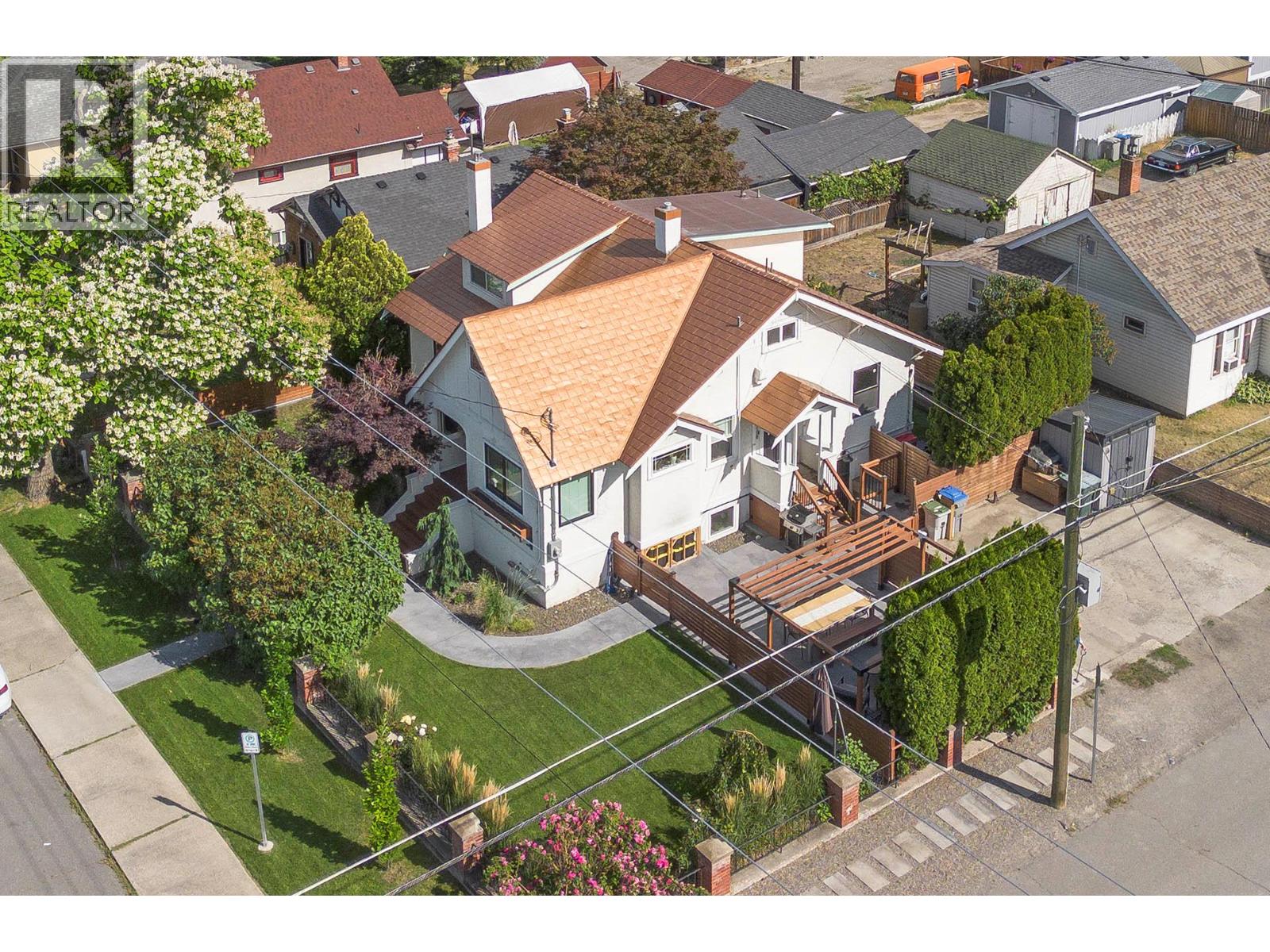 707 NICOLA STREET - 75