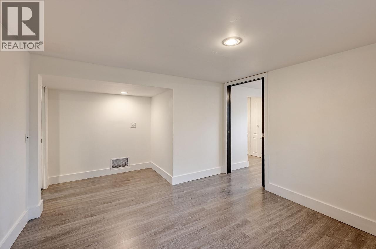 707 NICOLA STREET - 51