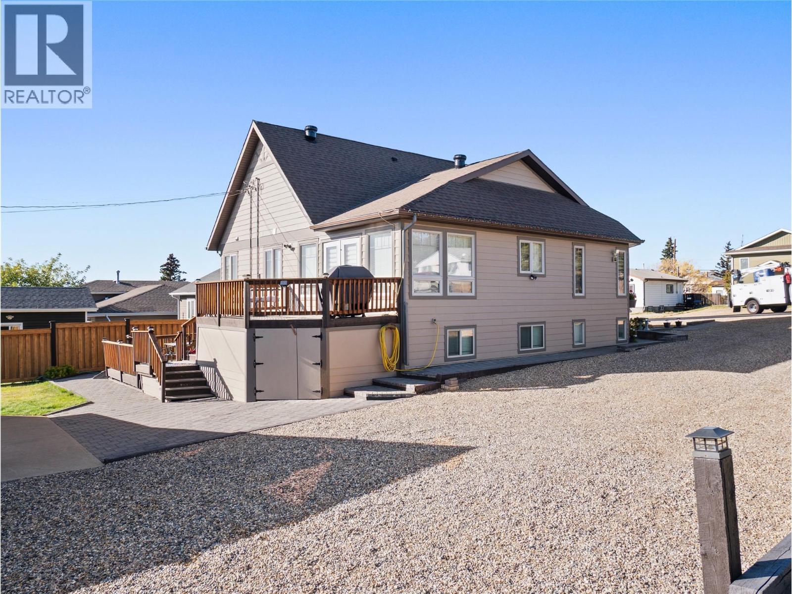 705 97A Avenue, Dawson Creek