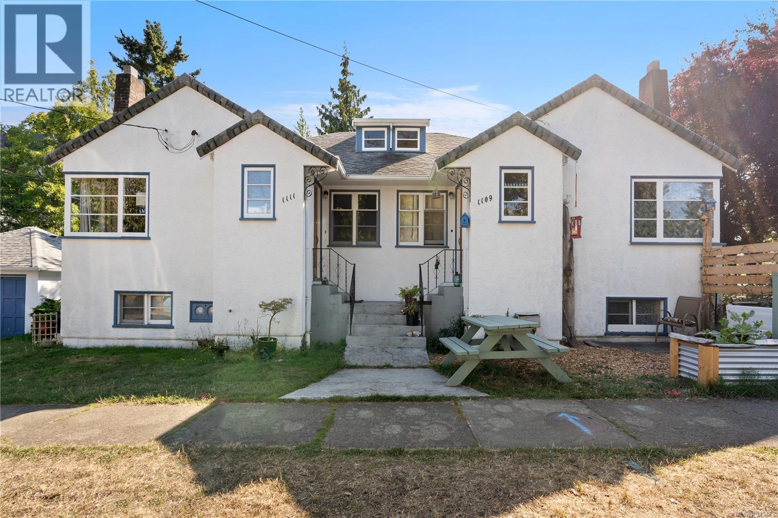 1109 Collinson St, Victoria