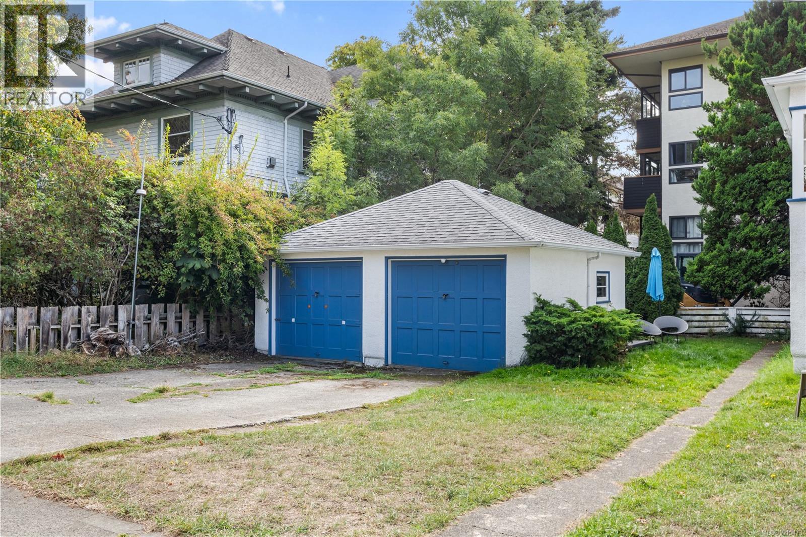 1109 Collinson St, Victoria
