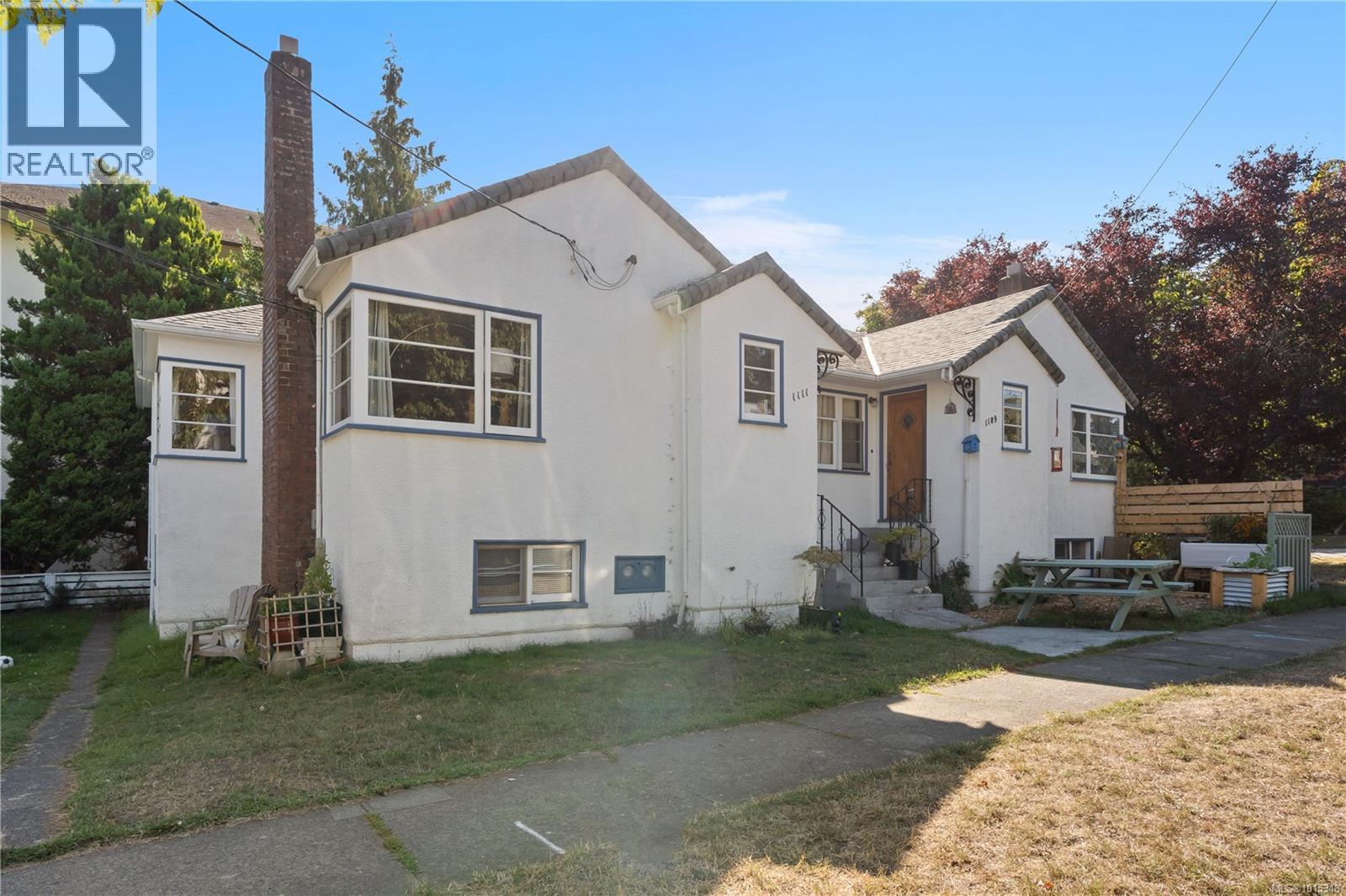 1111 Collinson St, Victoria